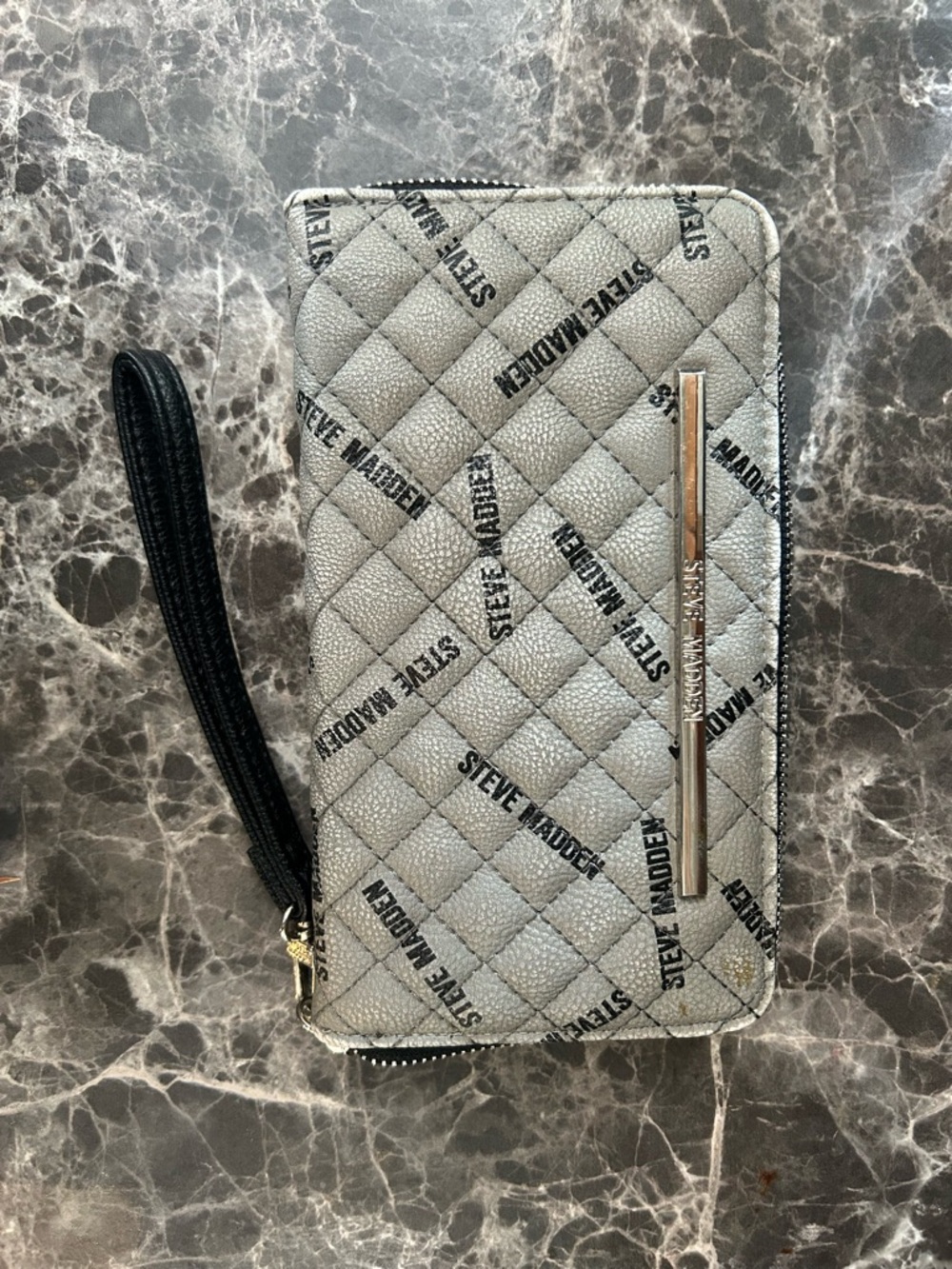 Steve Madden Quilted Logo Zip Wristlet Wallet - Grey and Black
